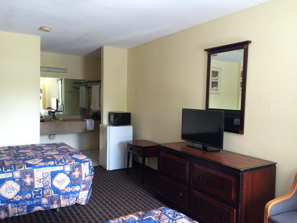 Knights Inn Augusta Fort Gordon Room photo